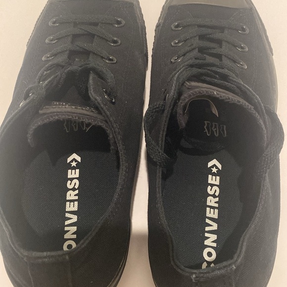 Black Converse - Picture 8 of 8